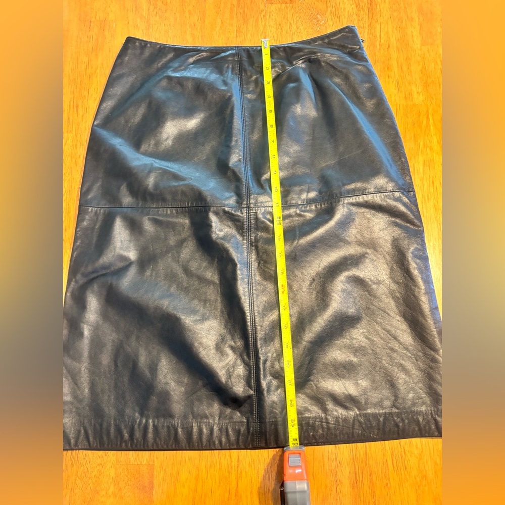 Ann Taylor Black Leather Skirt - Picture 4 of 5